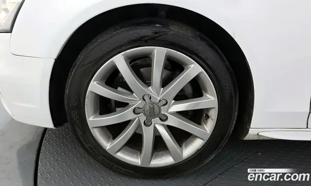 Audi A4 2015 2.0 автомат (гидро), миниатюра 5 Audi A4 2015 2.0 автомат (гидро), миниатюра 5
