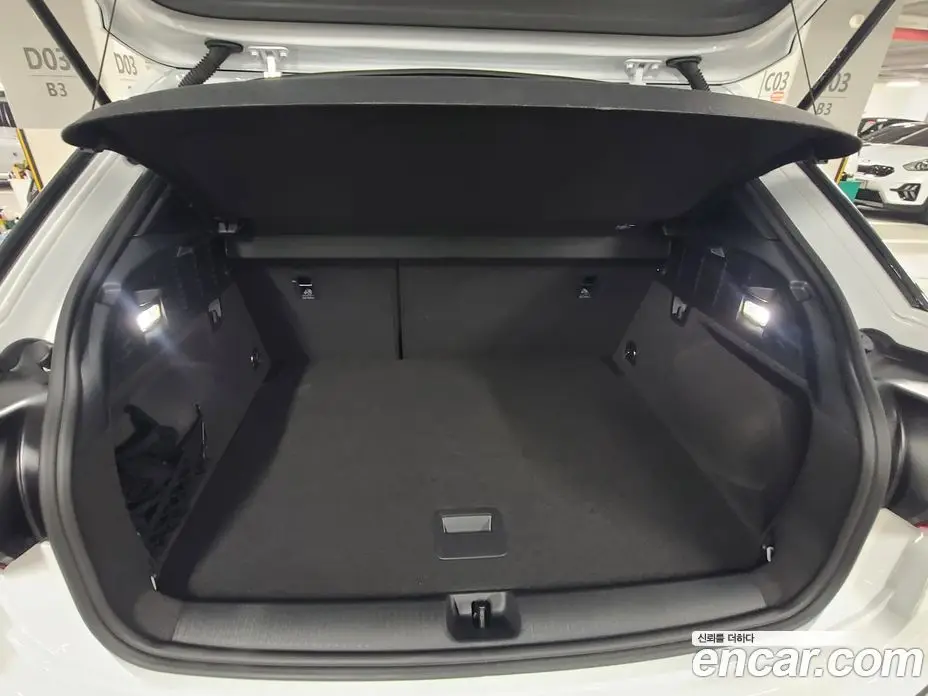 Audi Q2 2023 2.0 автомат (гидро), фото 11 Audi Q2 2023 2.0 автомат (гидро), фото 11