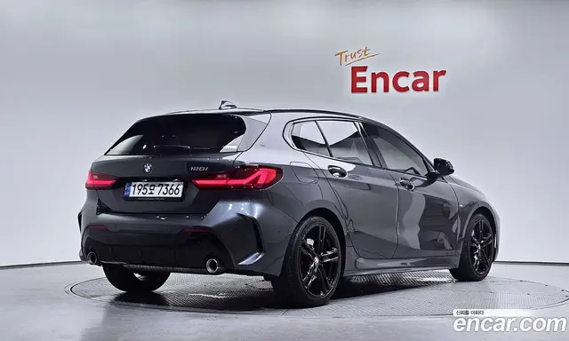 BMW 1 серия 2021 2.0 автомат (гидро), миниатюра 2