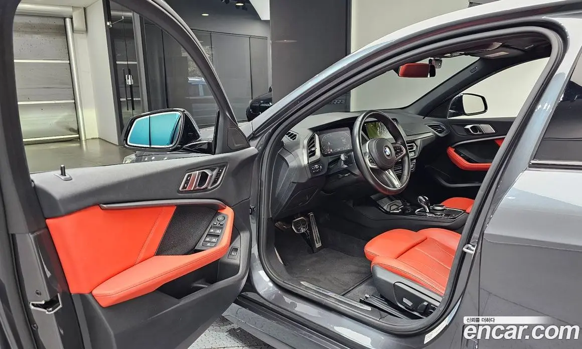 BMW 1 серия 2021 2.0 автомат (гидро), фото 10