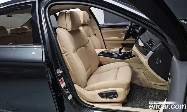 BMW 5 серия 2016 2.0 автомат (гидро), миниатюра 10 BMW 5 серия 2016 2.0 автомат (гидро), миниатюра 10