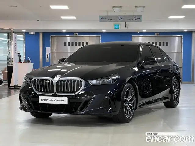 BMW 5 серия, 2026, 12 103 км