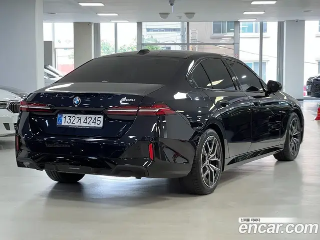 BMW 5 серия 2026 2.0 автомат (гидро), миниатюра 2 BMW 5 серия 2026 2.0 автомат (гидро), миниатюра 2