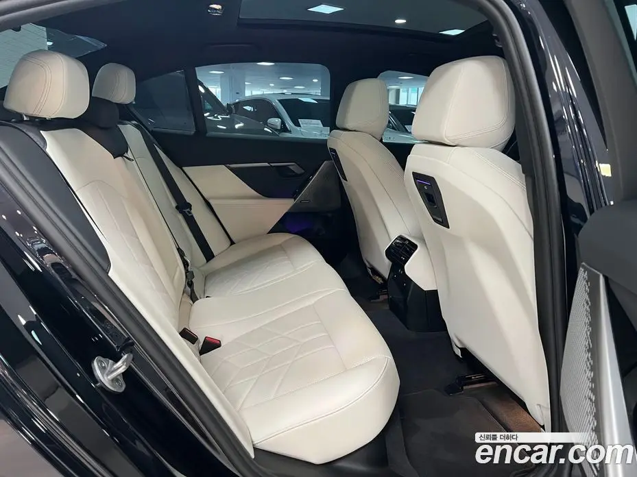 BMW 5 серия 2026 2.0 автомат (гидро), фото 13 BMW 5 серия 2026 2.0 автомат (гидро), фото 13