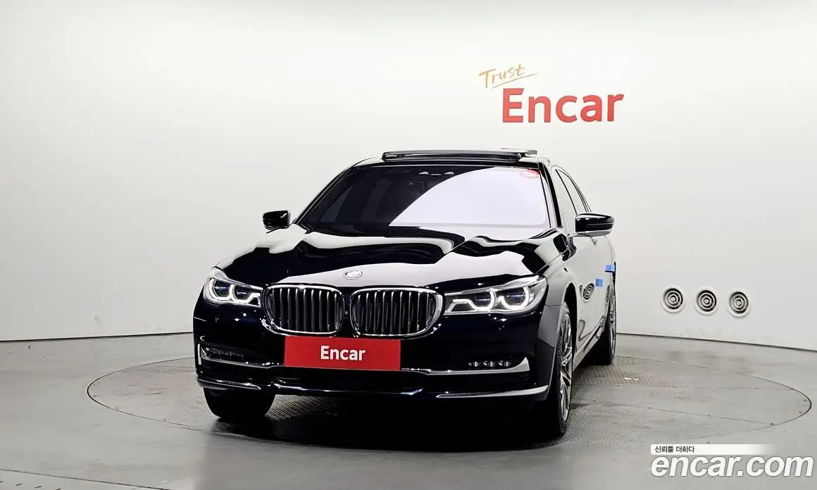 BMW 7 серия 2017 4.4 автомат (гидро), фото 3