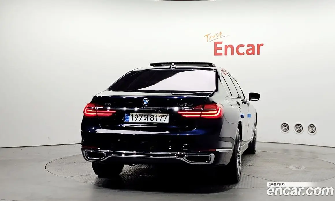 BMW 7 серия 2017 4.4 автомат (гидро), фото 4