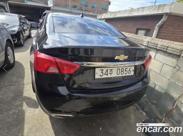 Chevrolet Impala 2016 2.5 автомат (гидро), миниатюра 3