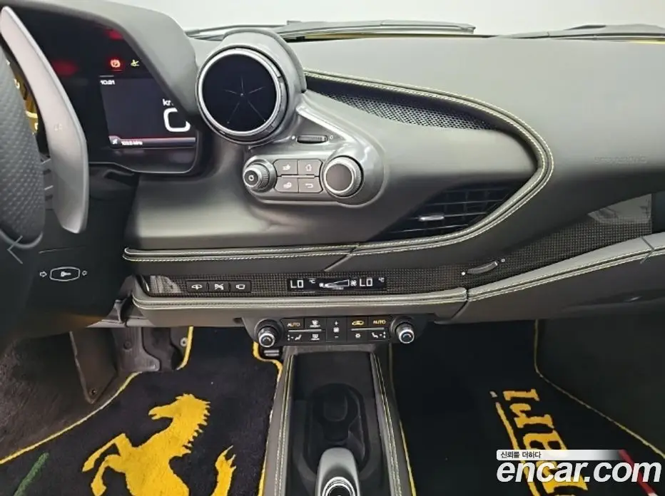 Ferrari F8 2021 3.9 автомат (гидро), фото 10 Ferrari F8 2021 3.9 автомат (гидро), фото 10