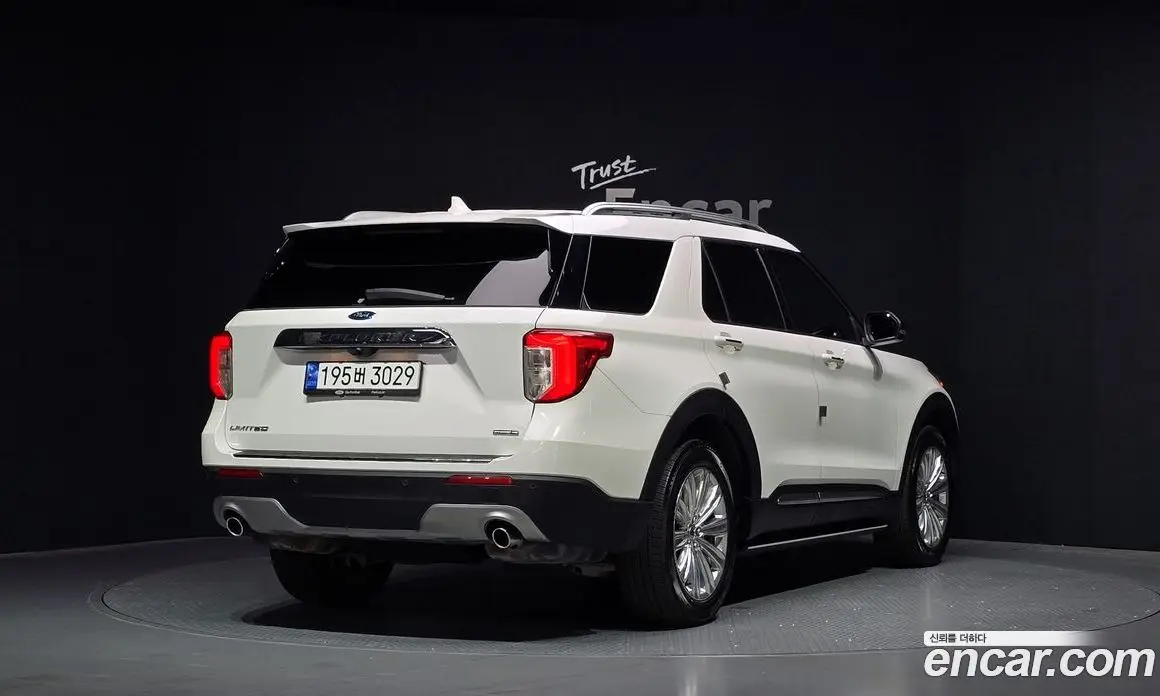 Ford Explorer 2022 3.3 автомат (гидро), фото 2 Ford Explorer 2022 3.3 автомат (гидро), фото 2