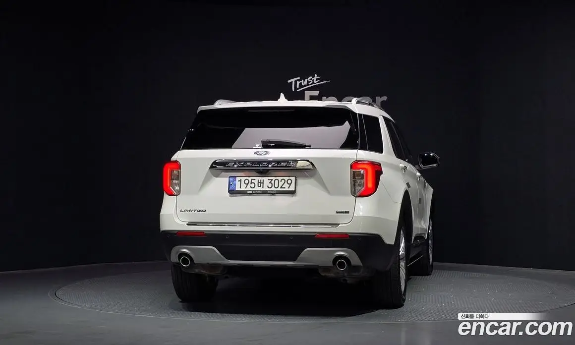 Ford Explorer 2022 3.3 автомат (гидро), фото 4 Ford Explorer 2022 3.3 автомат (гидро), фото 4
