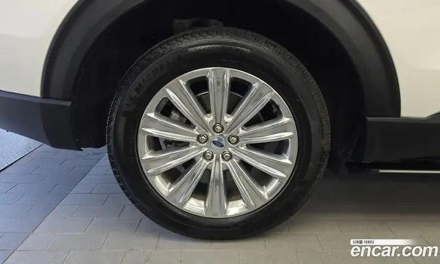 Ford Explorer 2022 3.3 автомат (гидро), миниатюра 5 Ford Explorer 2022 3.3 автомат (гидро), миниатюра 5