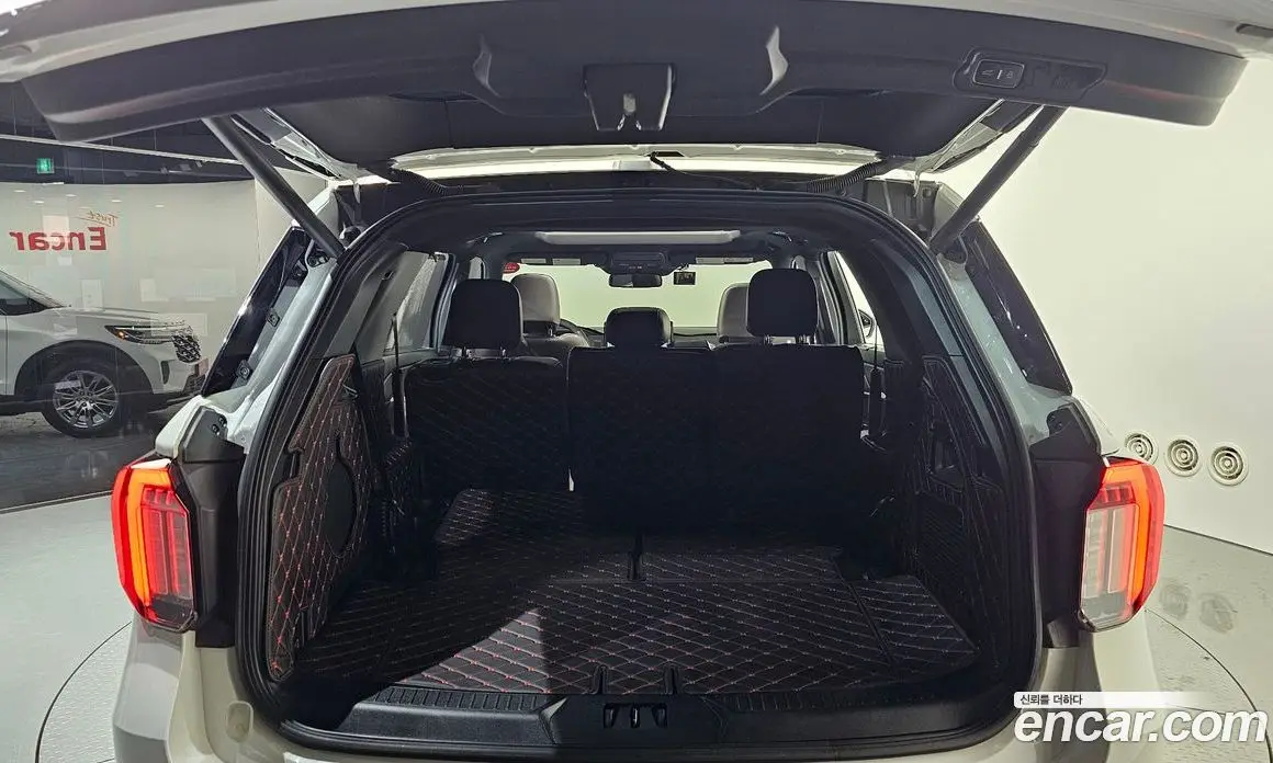 Ford Explorer 2025 2.3 автомат (гидро), фото 20 Ford Explorer 2025 2.3 автомат (гидро), фото 20