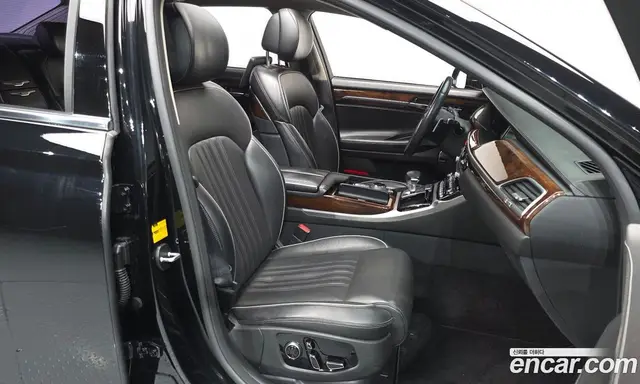 Genesis EQ900 2016 5.0 автомат (гидро), миниатюра 10 Genesis EQ900 2016 5.0 автомат (гидро), миниатюра 10