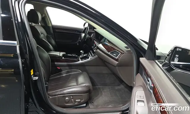 Genesis EQ900 2016 5.0 автомат (гидро), миниатюра 11 Genesis EQ900 2016 5.0 автомат (гидро), миниатюра 11