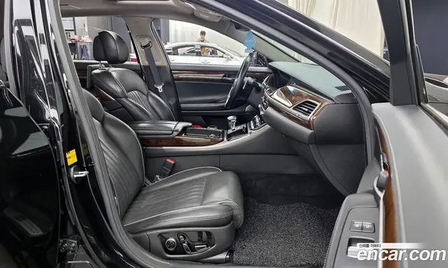 Genesis EQ900 2017 5.0 автомат (гидро), миниатюра 11