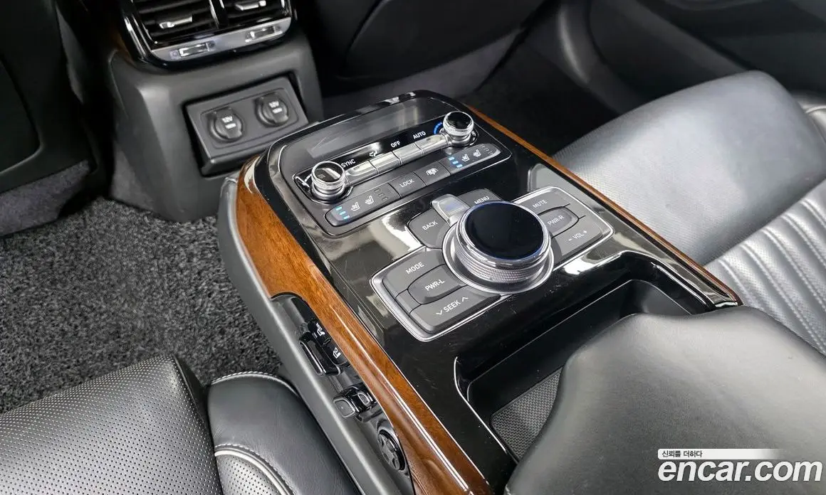 Genesis EQ900 2017 5.0 автомат (гидро), фото 19