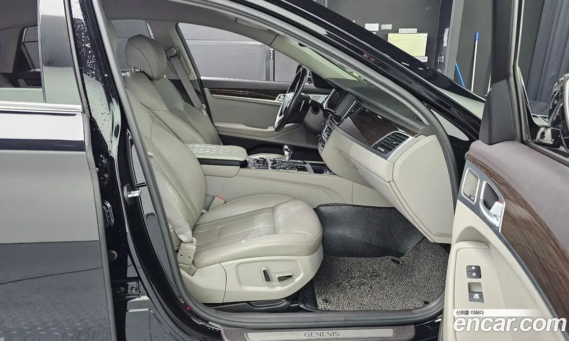 Genesis G80 2016 3.3 автомат (гидро), фото 12 Genesis G80 2016 3.3 автомат (гидро), фото 12