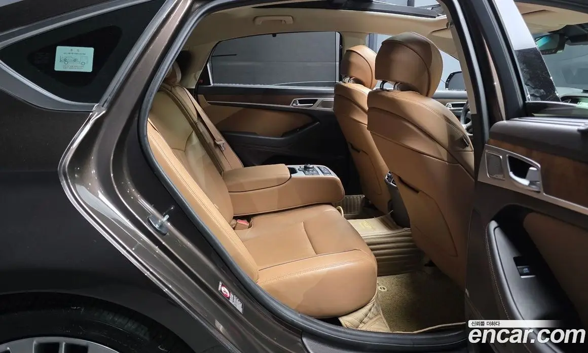 Genesis G80 2016 3.3 автомат (гидро), фото 12 Genesis G80 2016 3.3 автомат (гидро), фото 12