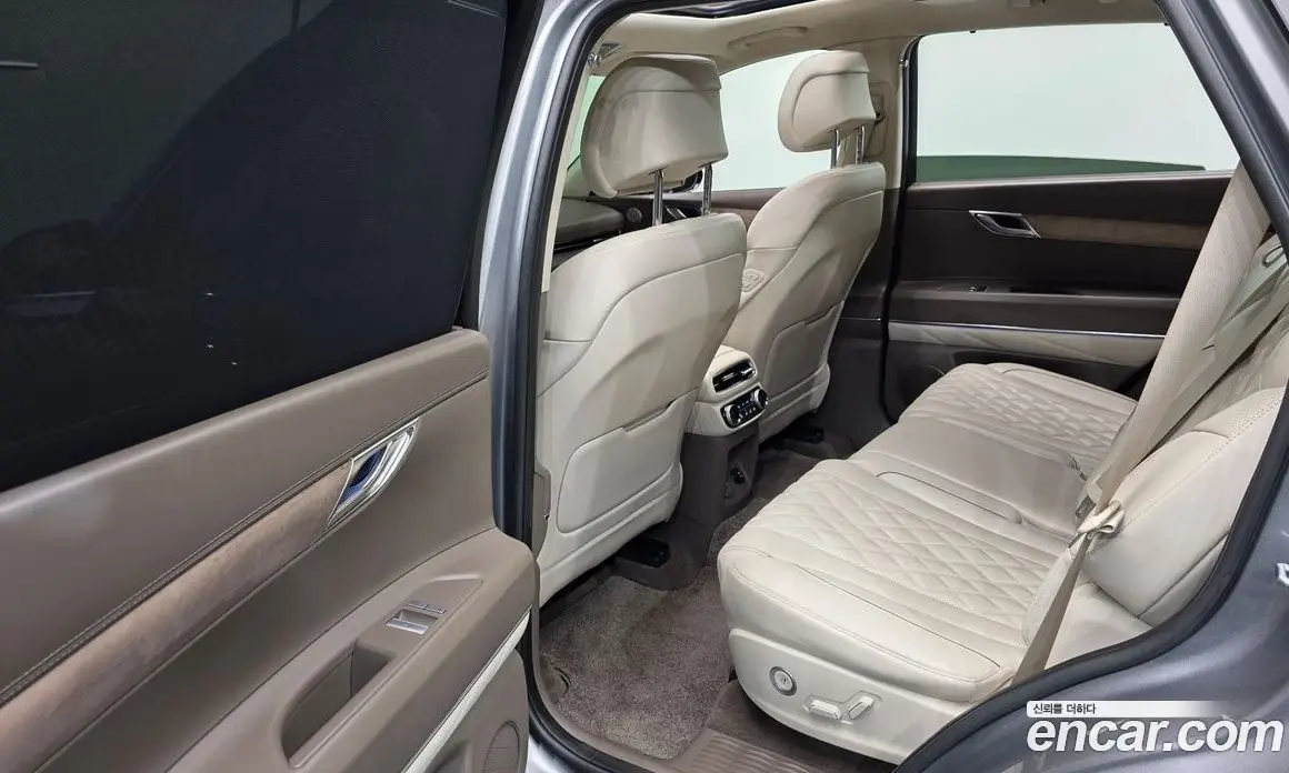 Genesis GV80 2022 2.5 автомат (гидро), фото 12 Genesis GV80 2022 2.5 автомат (гидро), фото 12
