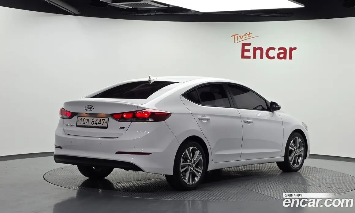 Hyundai Avante 2017 1.6 автомат (гидро), фото 2 Hyundai Avante 2017 1.6 автомат (гидро), фото 2