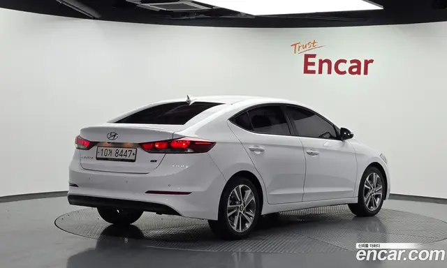 Hyundai Avante 2017 1.6 автомат (гидро), миниатюра 2 Hyundai Avante 2017 1.6 автомат (гидро), миниатюра 2
