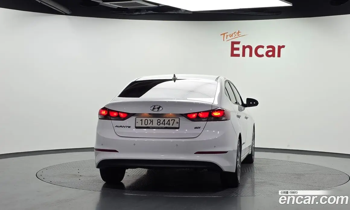 Hyundai Avante 2017 1.6 автомат (гидро), фото 4 Hyundai Avante 2017 1.6 автомат (гидро), фото 4