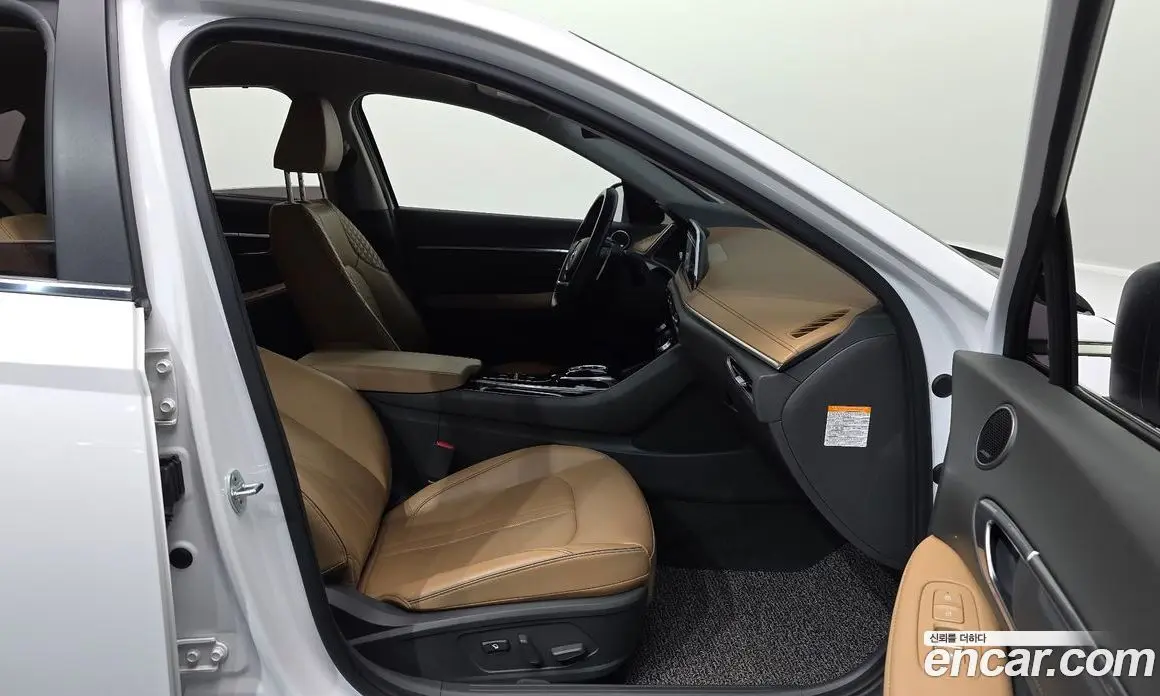 Hyundai Sonata 2019 2.0 автомат (гидро), фото 11