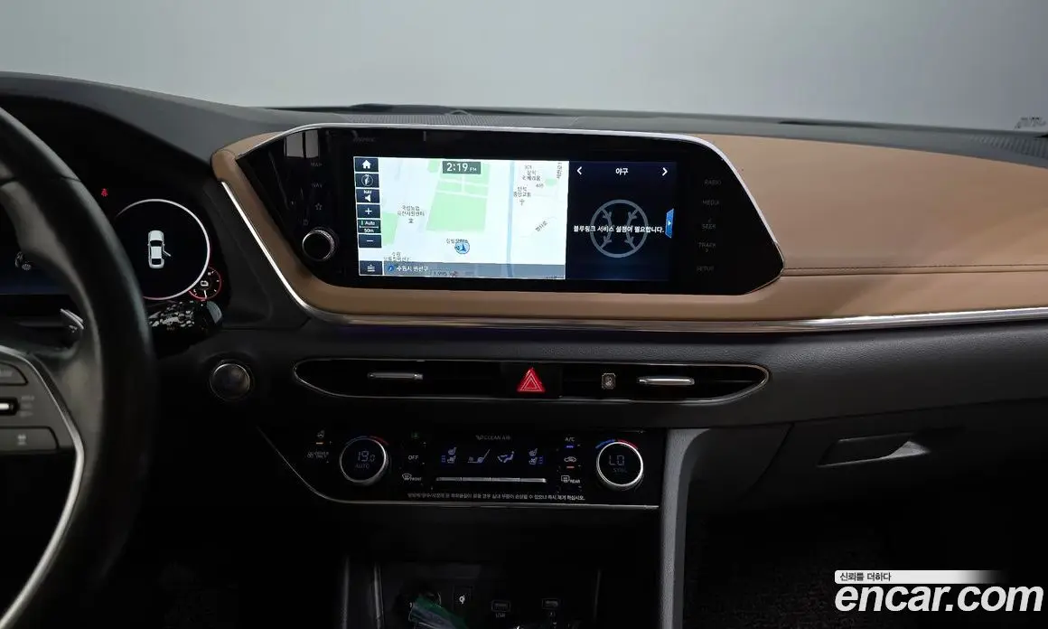 Hyundai Sonata 2019 2.0 автомат (гидро), фото 14