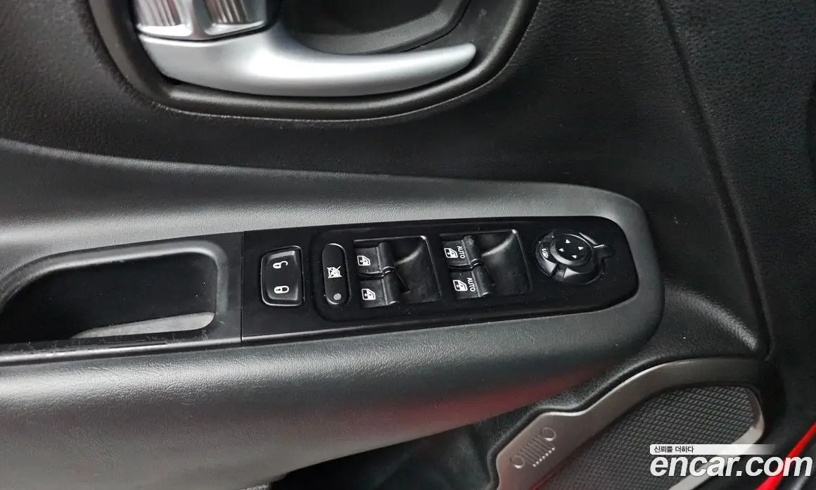 Jeep Renegade 2021 2.4 автомат (гидро), фото 18 Jeep Renegade 2021 2.4 автомат (гидро), фото 18