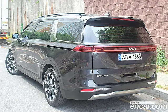 Kia Carnival 2023 3.5 автомат (гидро), миниатюра 2