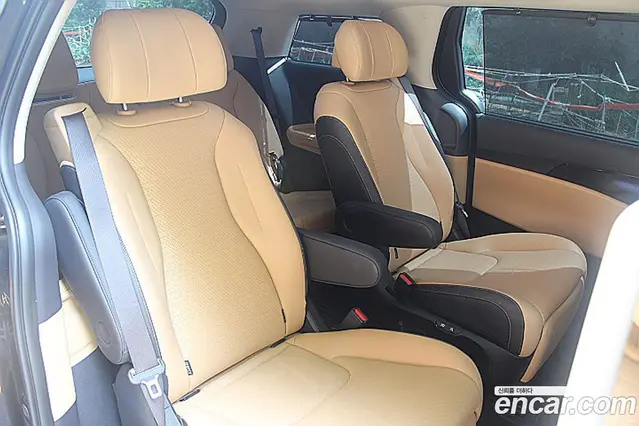 Kia Carnival 2023 3.5 автомат (гидро), миниатюра 12