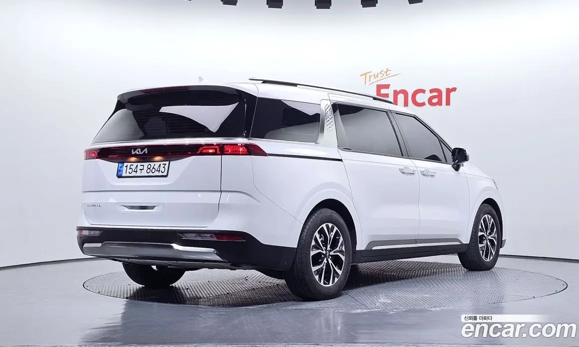 Kia Carnival 2023 2.2 автомат (гидро), фото 2 Kia Carnival 2023 2.2 автомат (гидро), фото 2