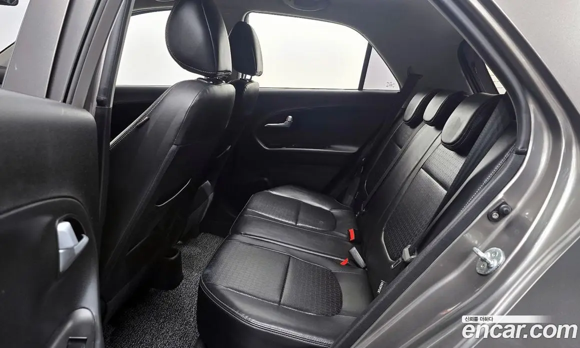 Kia Morning 2015 1.0 автомат (гидро), фото 12 Kia Morning 2015 1.0 автомат (гидро), фото 12