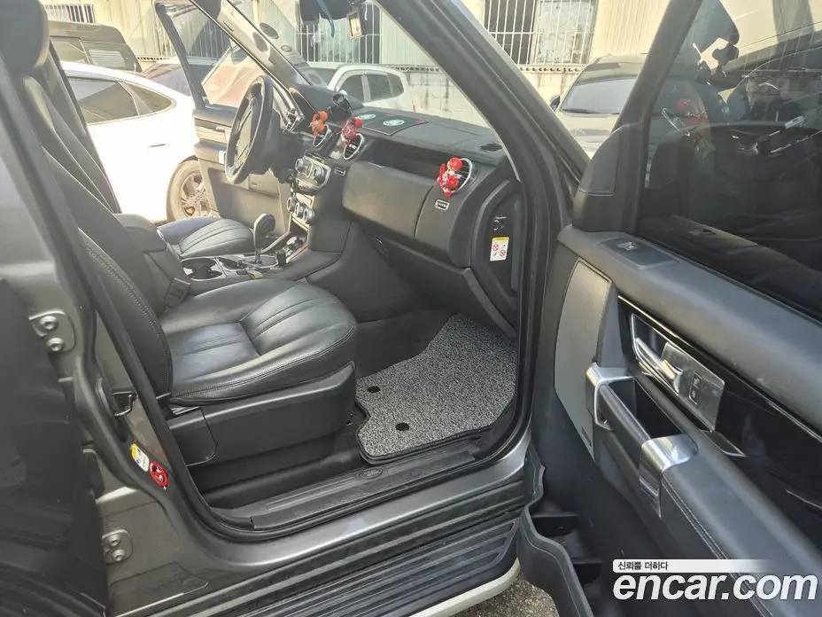 Land Rover Discovery 2010 2.7 автомат (гидро), фото 13 Land Rover Discovery 2010 2.7 автомат (гидро), фото 13