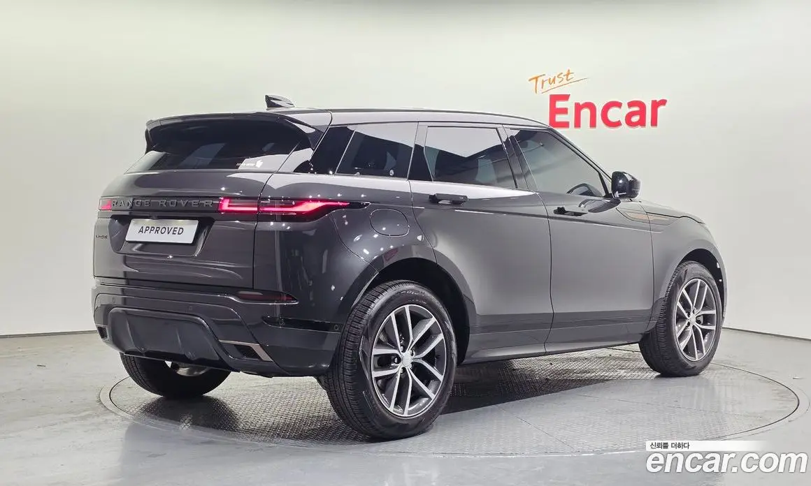 Land Rover Range Rover Evoque 2025 2.0 автомат (гидро), фото 2 Land Rover Range Rover Evoque 2025 2.0 автомат (гидро), фото 2