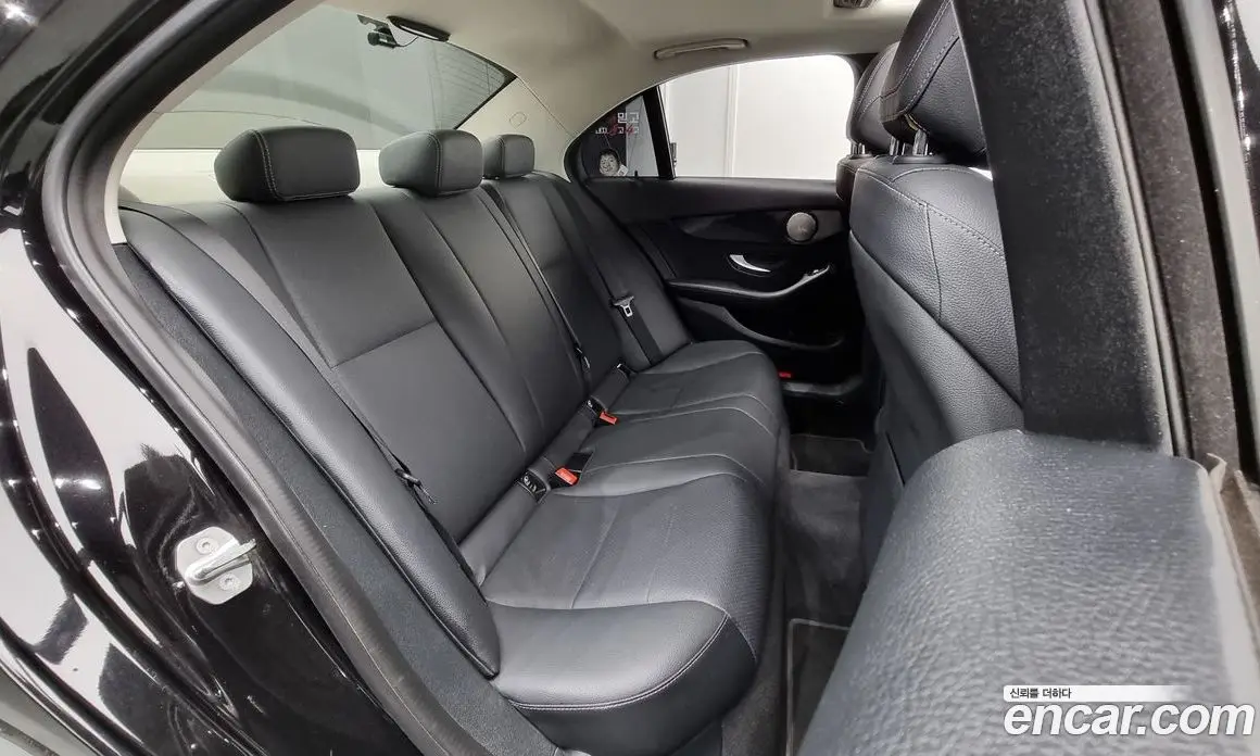 Mercedes-Benz C-Class 2018 2.0 автомат (гидро), фото 19
