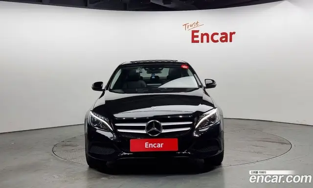 Mercedes-Benz C-Class 2018 2.0 автомат (гидро), миниатюра 3