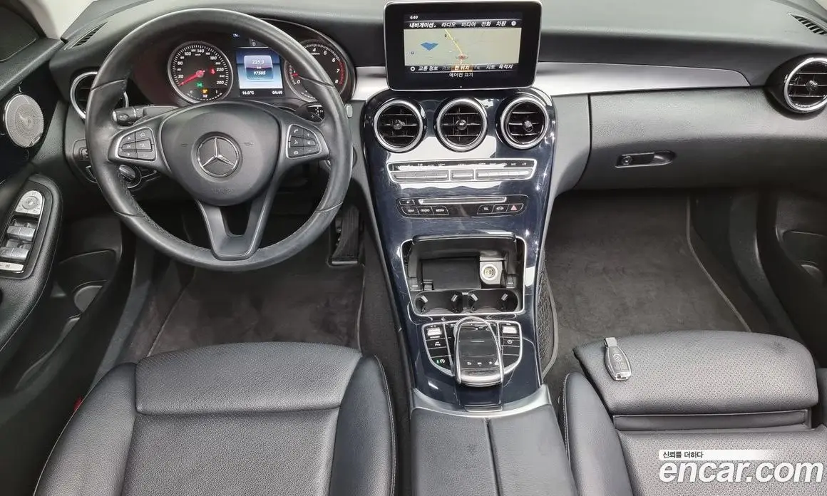 Mercedes-Benz C-Class 2018 2.0 автомат (гидро), фото 7