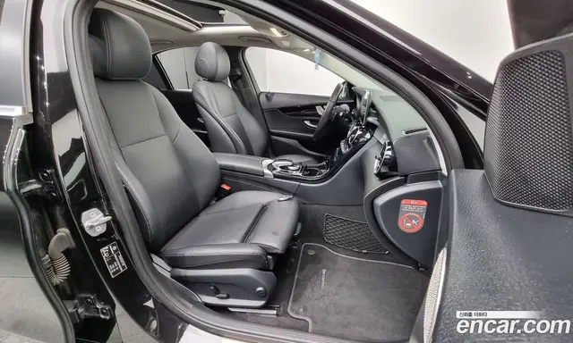 Mercedes-Benz C-Class 2018 2.0 автомат (гидро), миниатюра 10