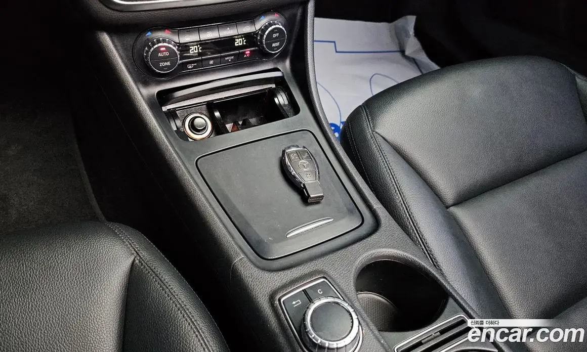 Mercedes-Benz CLA-Class 2014 1.8 автомат (гидро), фото 18 Mercedes-Benz CLA-Class 2014 1.8 автомат (гидро), фото 18