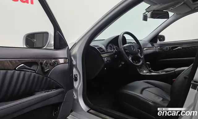 Mercedes-Benz E-Class 2007 1.8 автомат (гидро), миниатюра 12