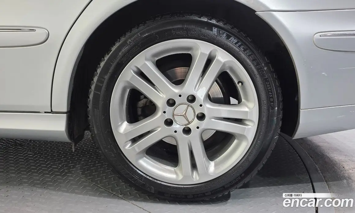 Mercedes-Benz E-Class 2007 1.8 автомат (гидро), фото 5