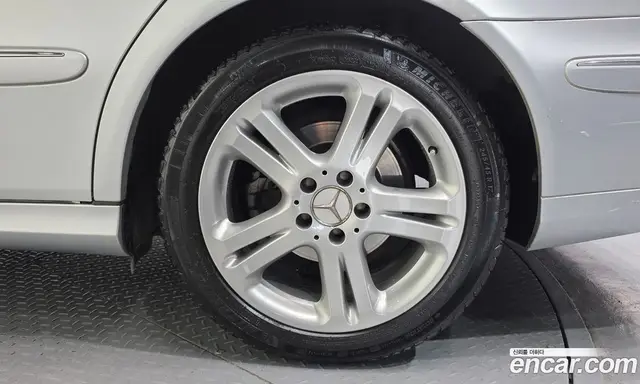Mercedes-Benz E-Class 2007 1.8 автомат (гидро), миниатюра 5