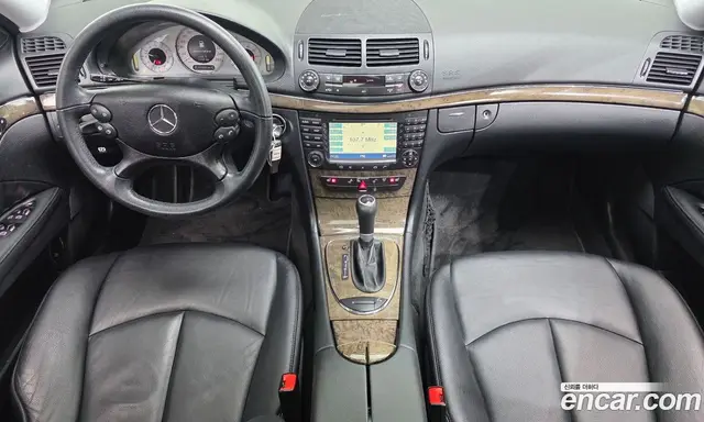 Mercedes-Benz E-Class 2007 1.8 автомат (гидро), миниатюра 7