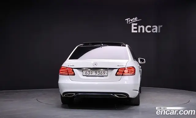 Mercedes-Benz E-Class 2014 3.5 автомат (гидро), миниатюра 4
