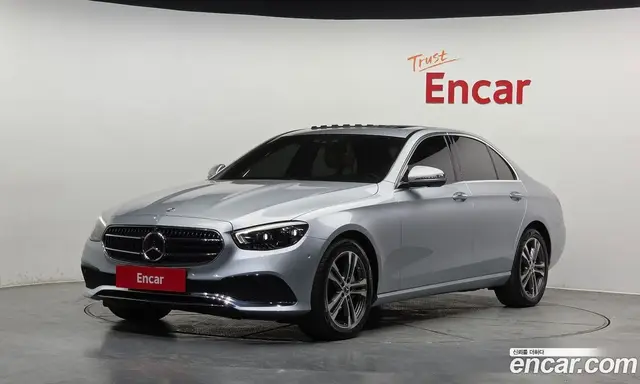 Mercedes-Benz E-Class, 2022, 72 565 км
