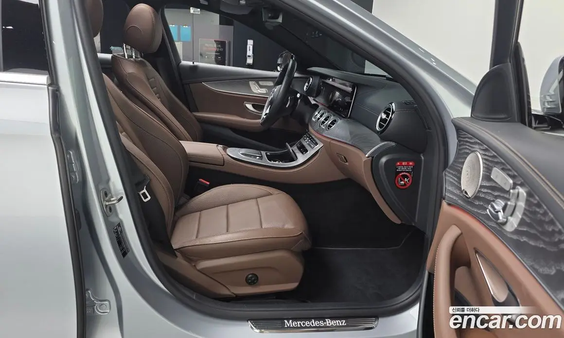 Mercedes-Benz E-Class 2022 2.0 автомат (гидро), фото 11