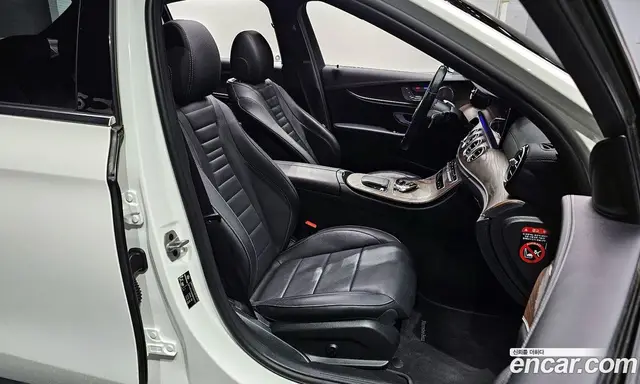 Mercedes-Benz E-Class 2022 1.9 автомат (гидро), миниатюра 10