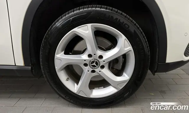 Mercedes-Benz GLA-Class 2017 2.0 автомат (гидро), миниатюра 5 Mercedes-Benz GLA-Class 2017 2.0 автомат (гидро), миниатюра 5
