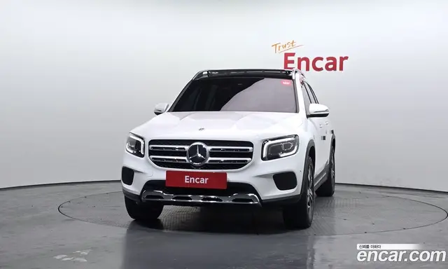 Mercedes-Benz GLB-Class 2021 2.0 автомат (гидро), миниатюра 3